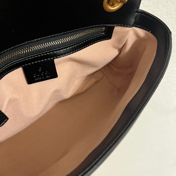GUCCI MARMONT BAG PERFECT CONDITION - Picture 4 of 6